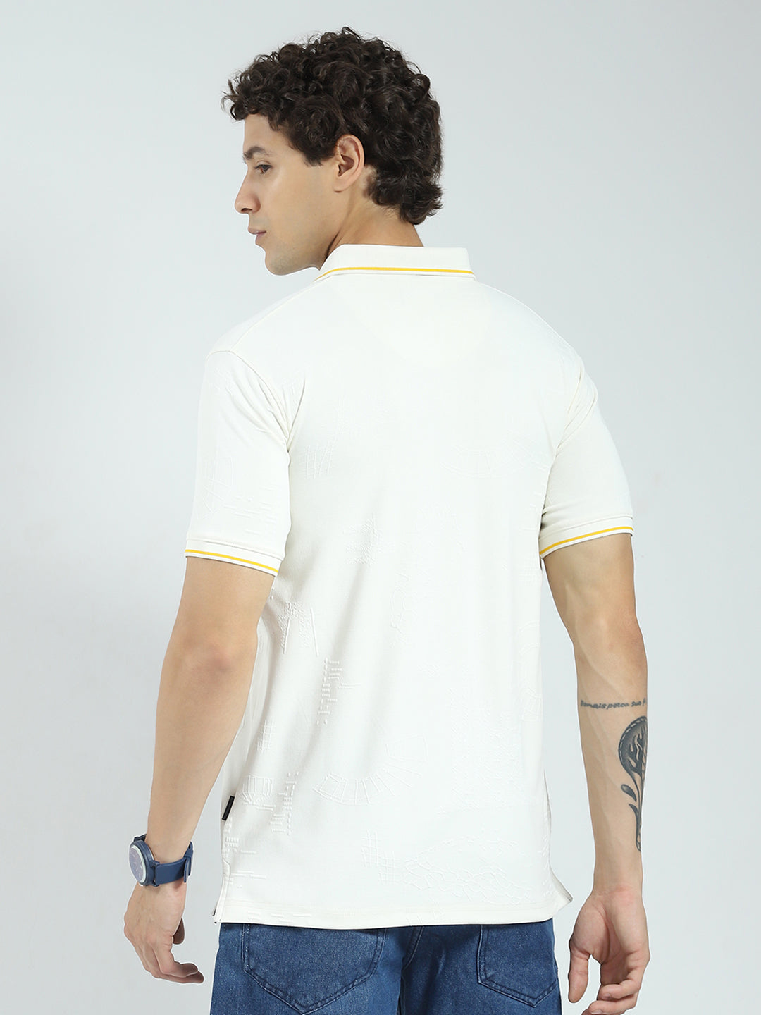 Rock.it Men Off White Solid Collar Half Sleeve T-Shirt