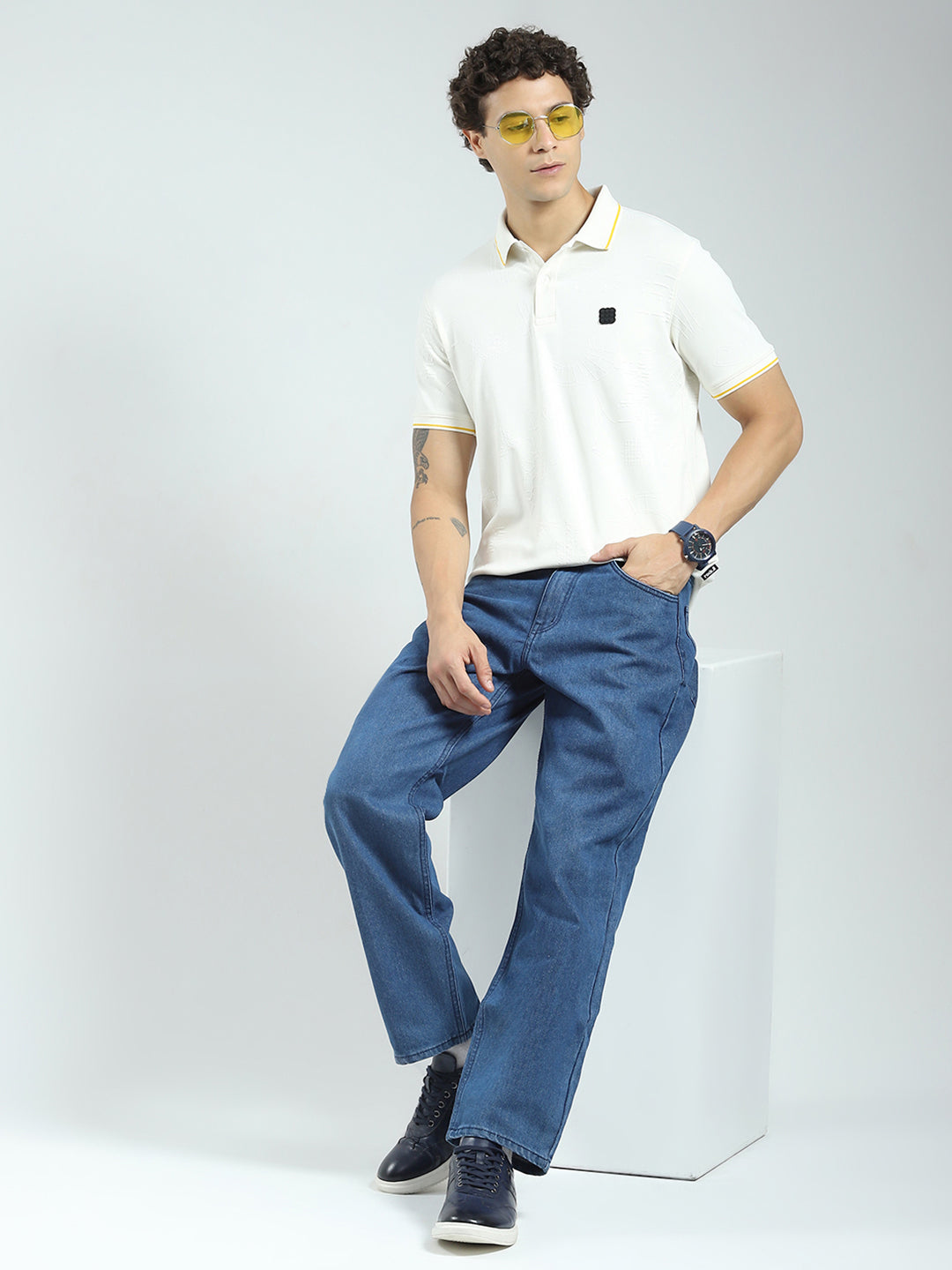 Rock.it Men Off White Solid Collar Half Sleeve T-Shirt