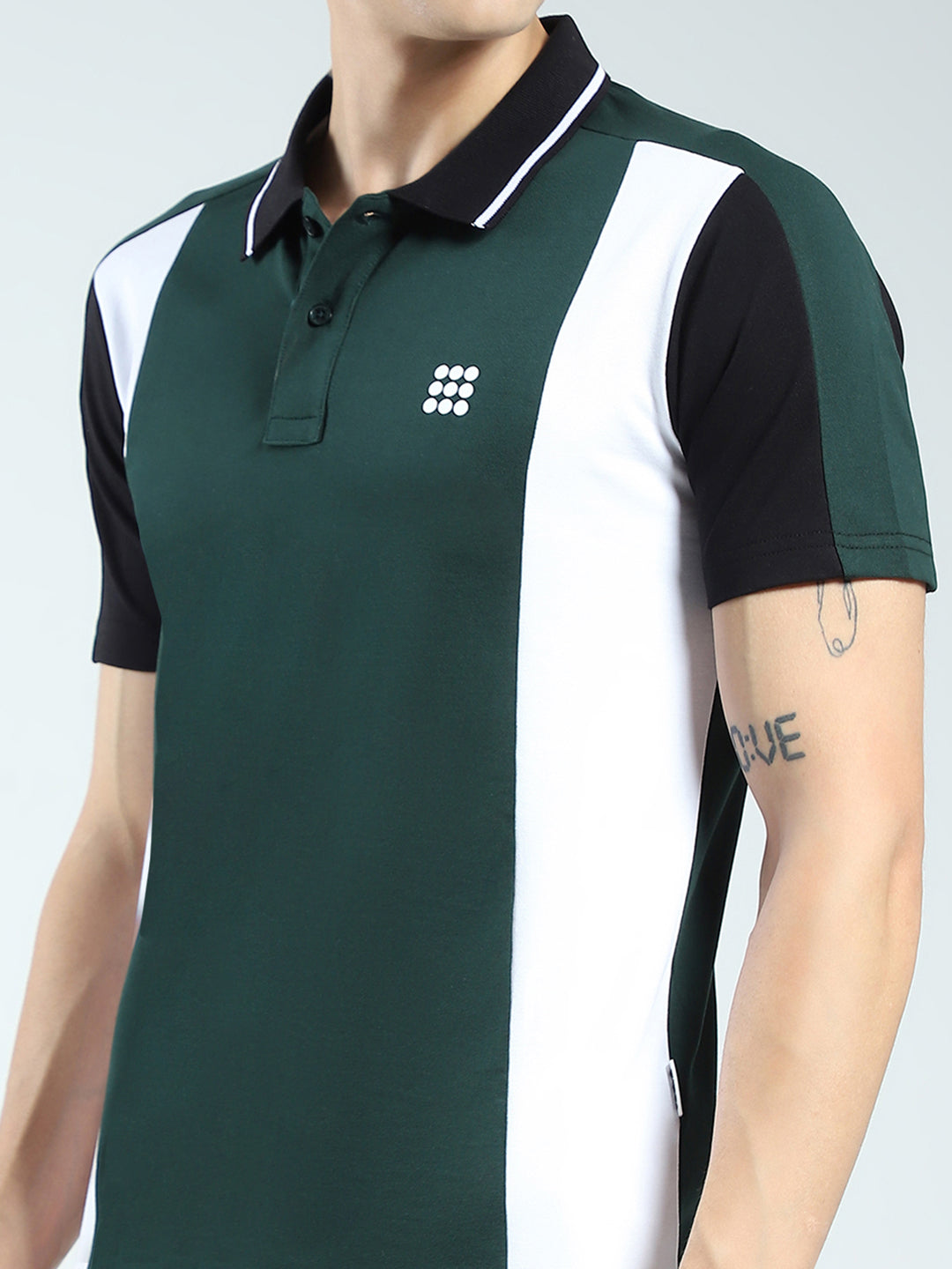 Rock.it Men Green Stripe Collar Half Sleeve T-Shirt