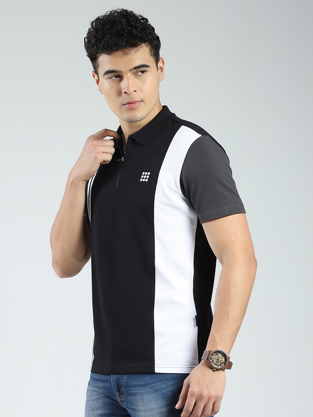 Rock.it Men Black Stripe Collar Half Sleeve T-Shirt