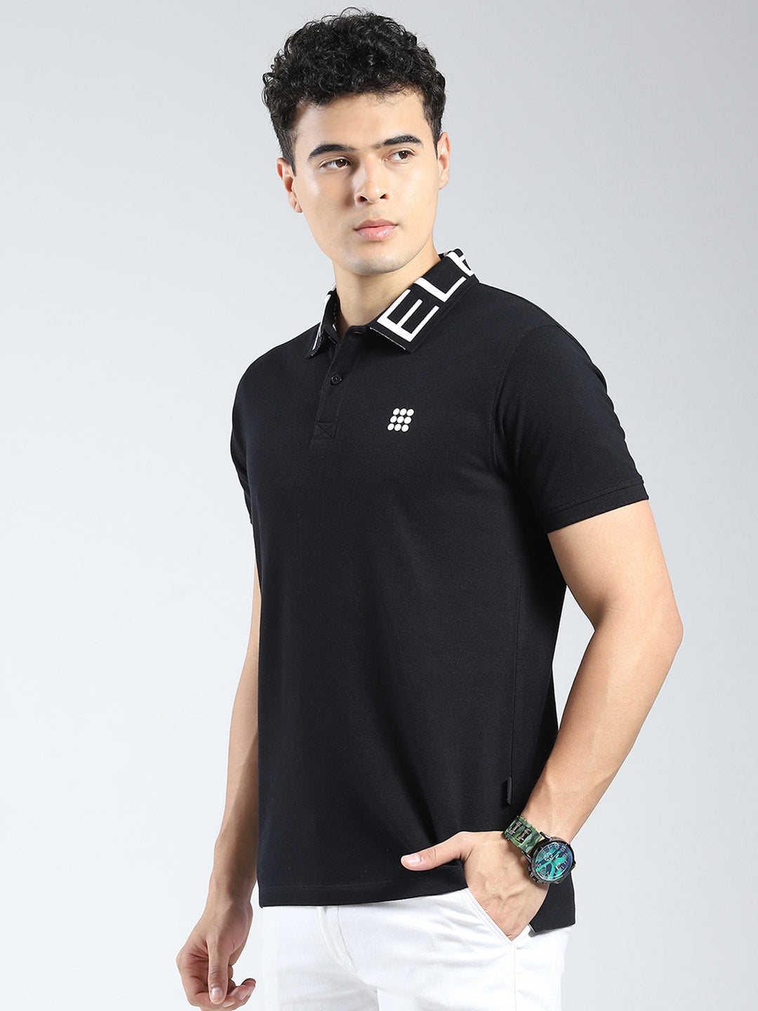 Rock.it Men Black Solid Collar Half Sleeve T-Shirt