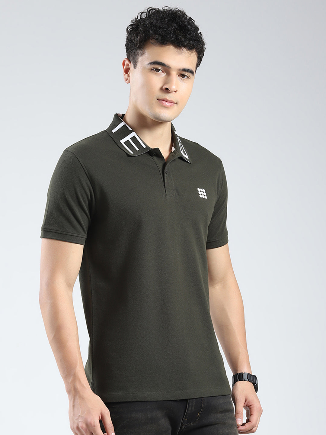 Rock.it Men Olive Solid Collar Half Sleeve T-Shirt