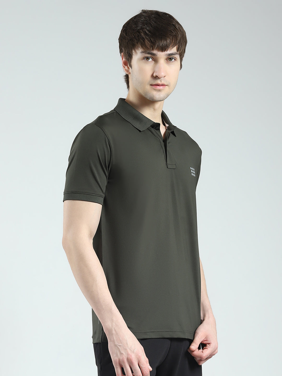Rock.it Men Olive Solid Collar Half Sleeve T-Shirt