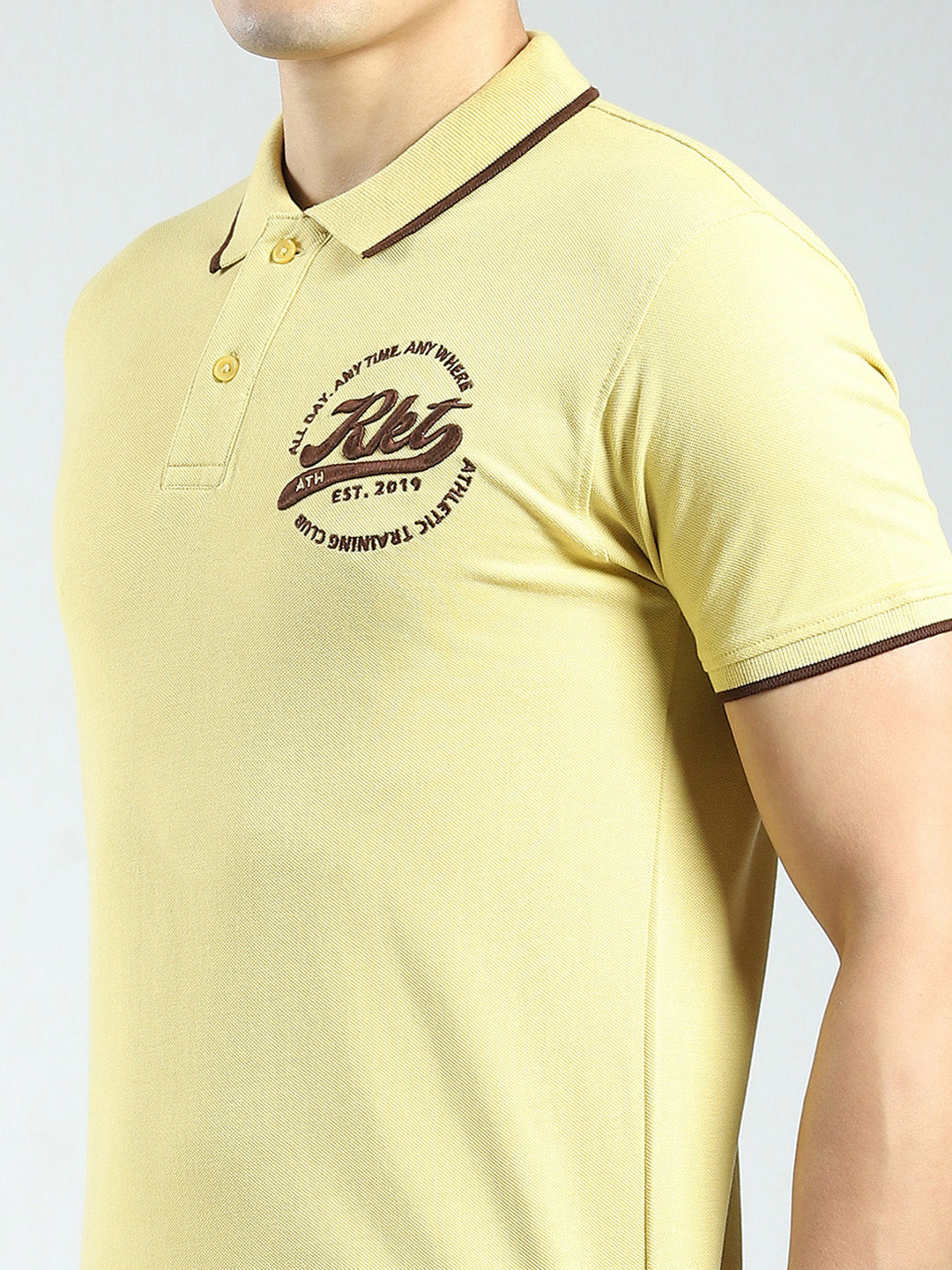Rock.it Men Yellow Solid Collar Half Sleeve T-Shirt
