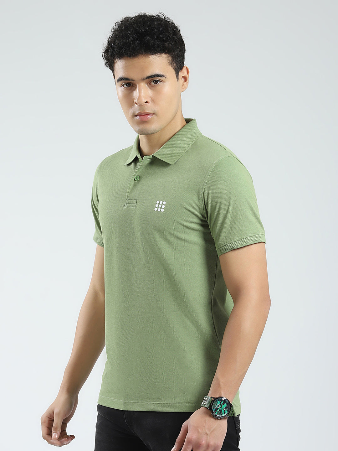 Rock.it Men Green Solid Collar Half Sleeve T-Shirt