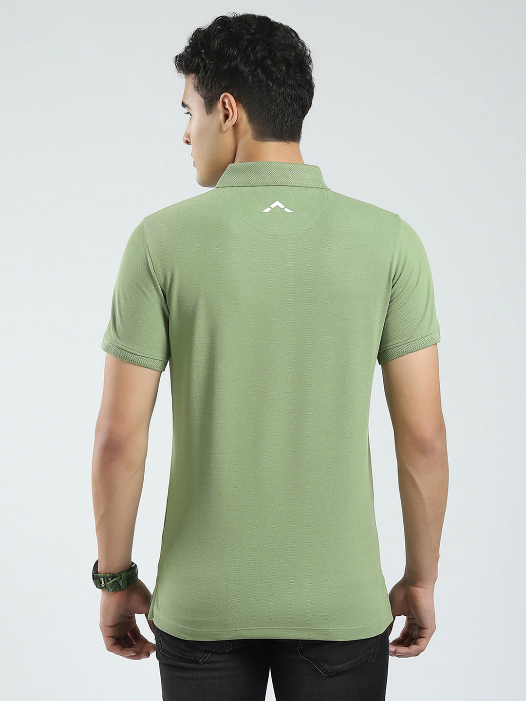 Rock.it Men Green Solid Collar Half Sleeve T-Shirt