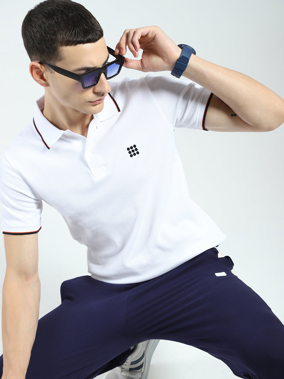 Rock.it Men White Self Design Collar Half Sleeve T-Shirt