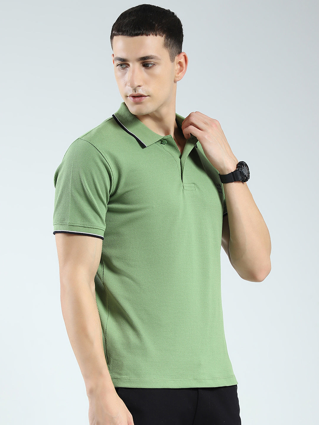 Rock.it Men Green Self Design Collar Half Sleeve T-Shirt