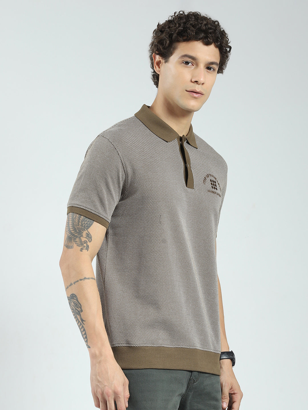 Rock.it Men Green Self Design Collar Half Sleeve T-Shirt