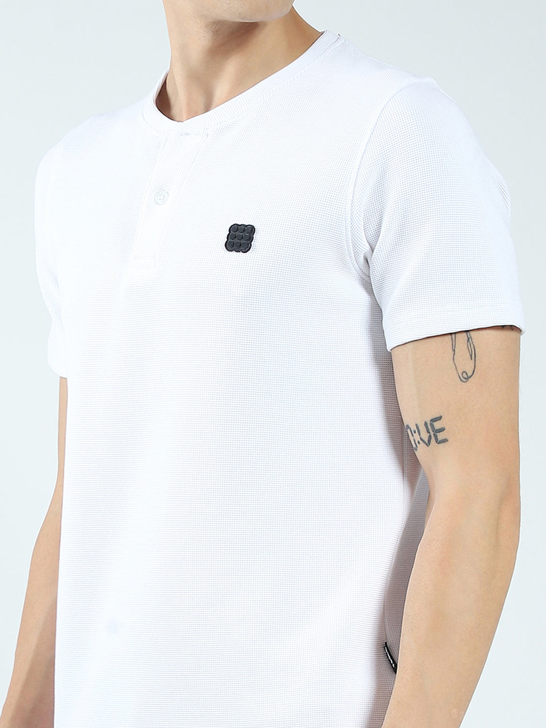 Rock.it Men White Solid Round Neck Half Sleeve T-Shirt