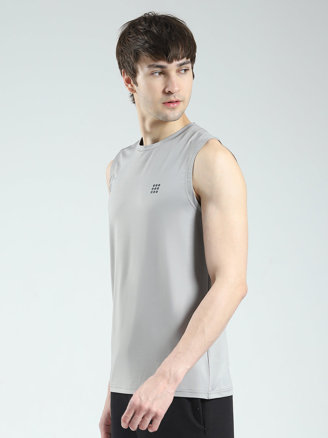 Rock.it Men Grey Solid Round Neck Sleeveless T-Shirt
