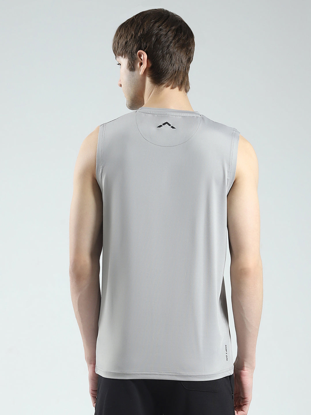 Rock.it Men Grey Solid Round Neck Sleeveless T-Shirt
