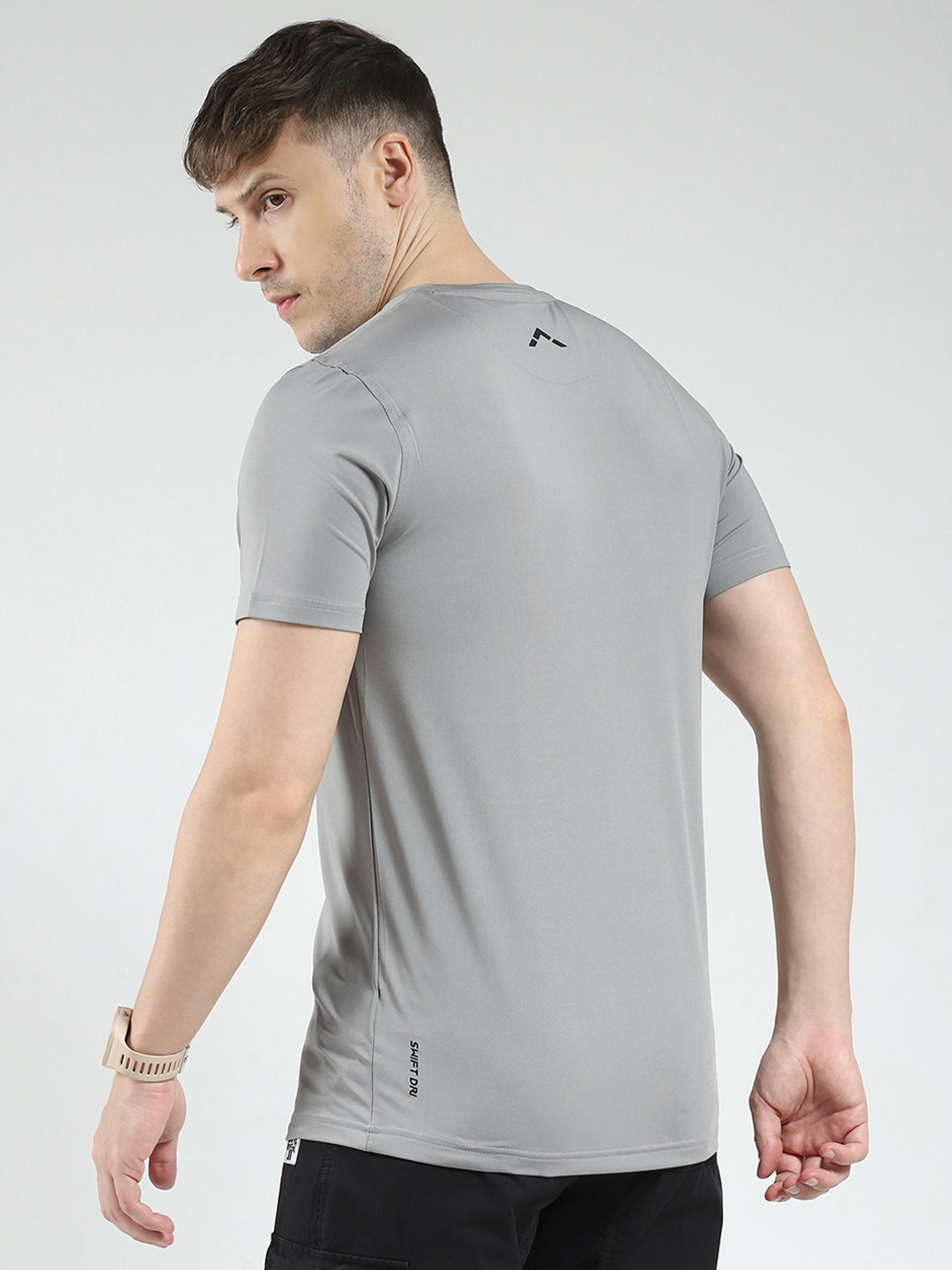 Rock.it Men Grey Solid Round Neck Half Sleeve T-Shirt