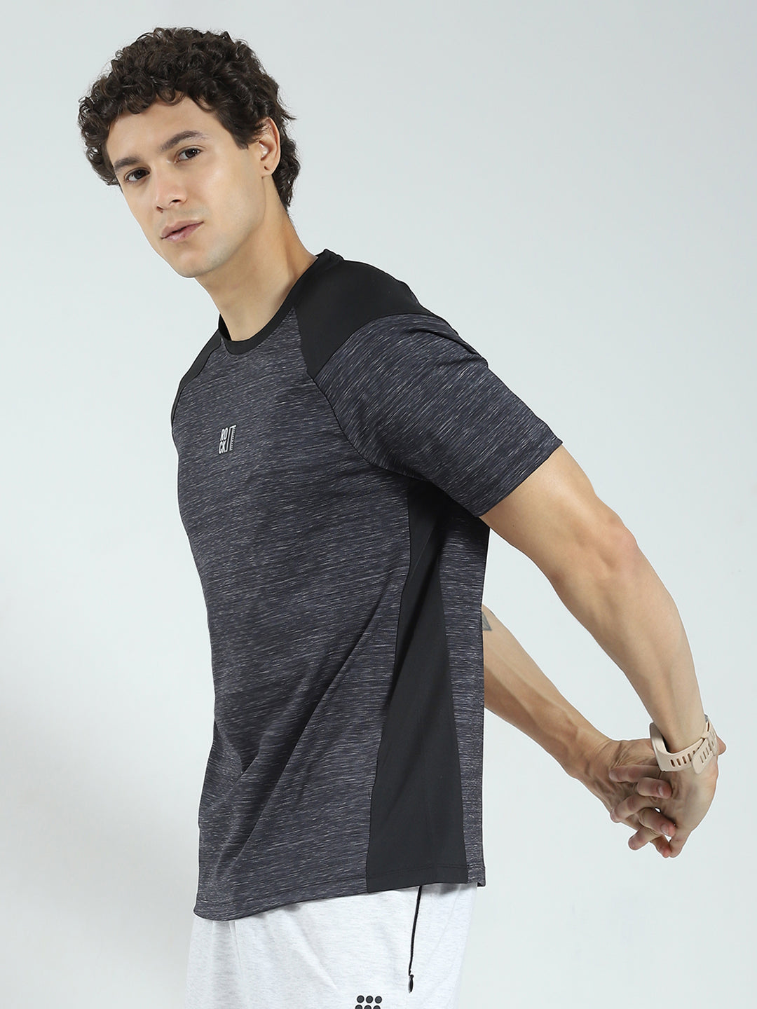 Rock.it Men Black Solid Round Neck Half Sleeve T-Shirt