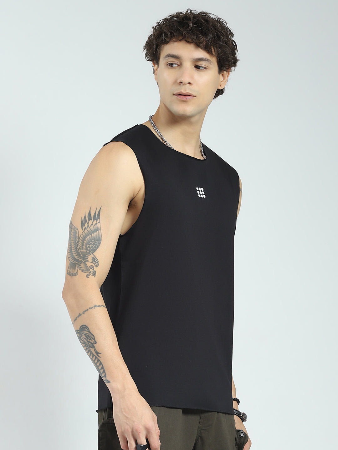 Rock.it Men Black Solid Round Neck Sleeveless T-Shirt