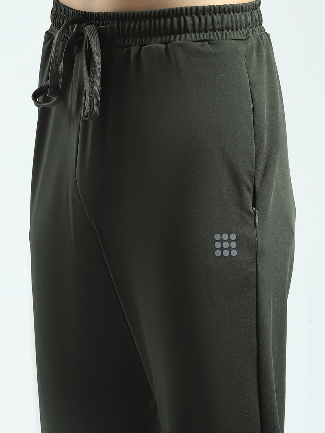 Rock.it Men Olive Solid Regular Fit Lower