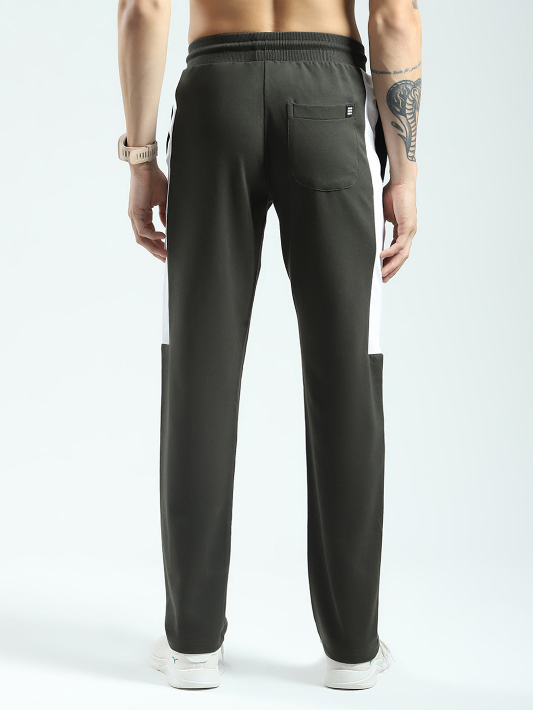 Rock.it Men Olive Solid Regular Fit Lower