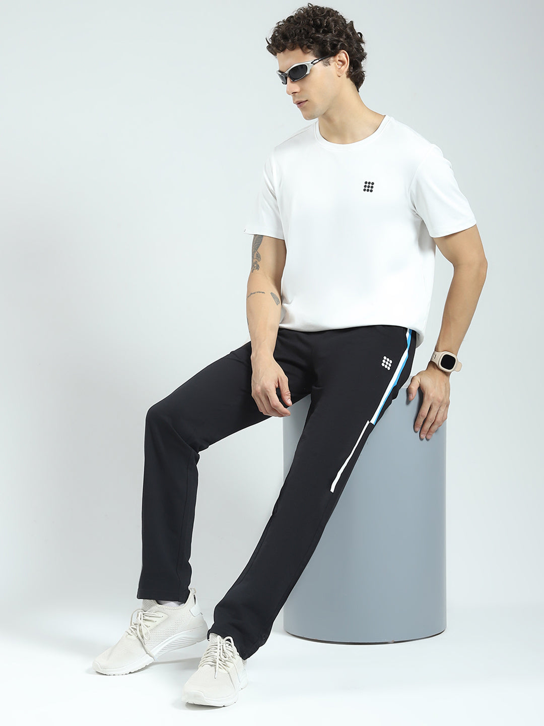 Rock.it Men Black Solid Regular Fit Lower