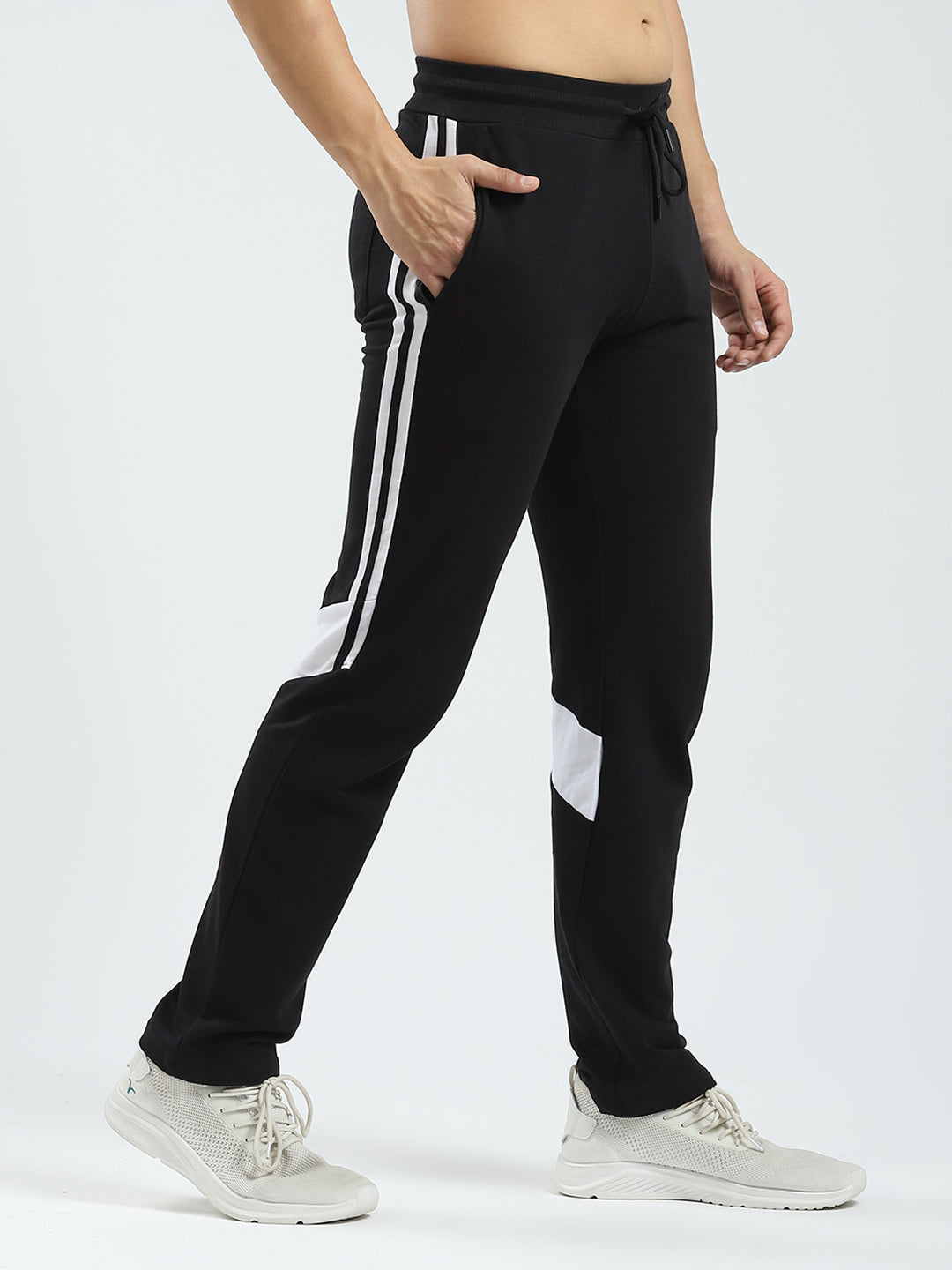 Rock.it Men Black Solid Regular Fit Lower