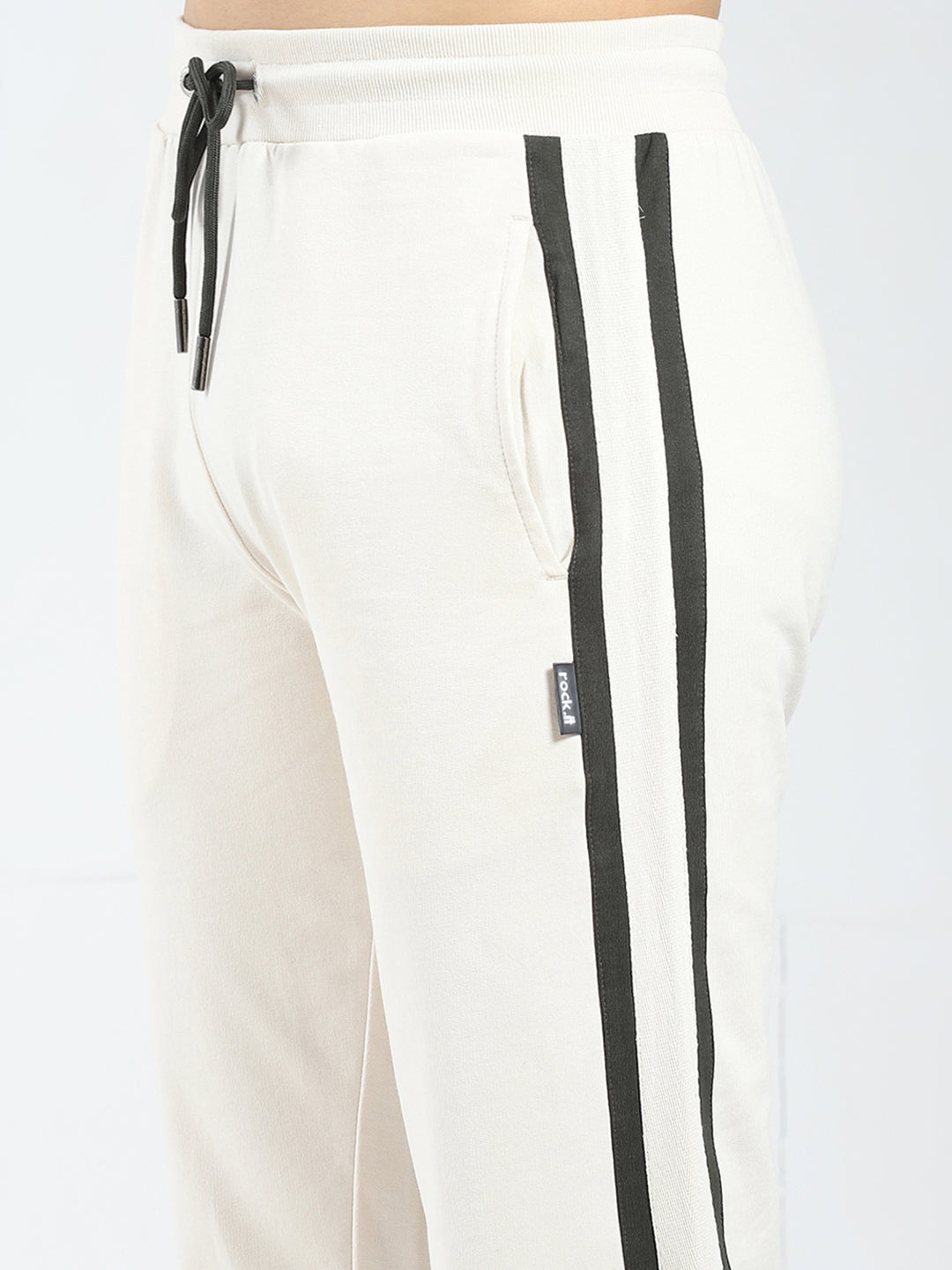 Rock.it Men Beige Solid Regular Fit Lower