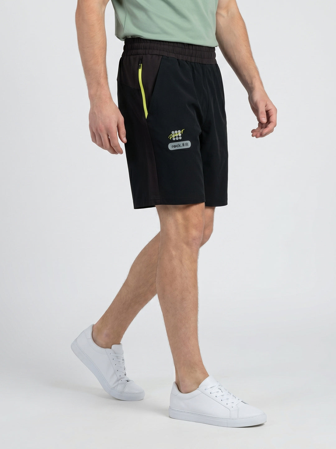 Rock.it Men Black Solid Regular Fit Shorts