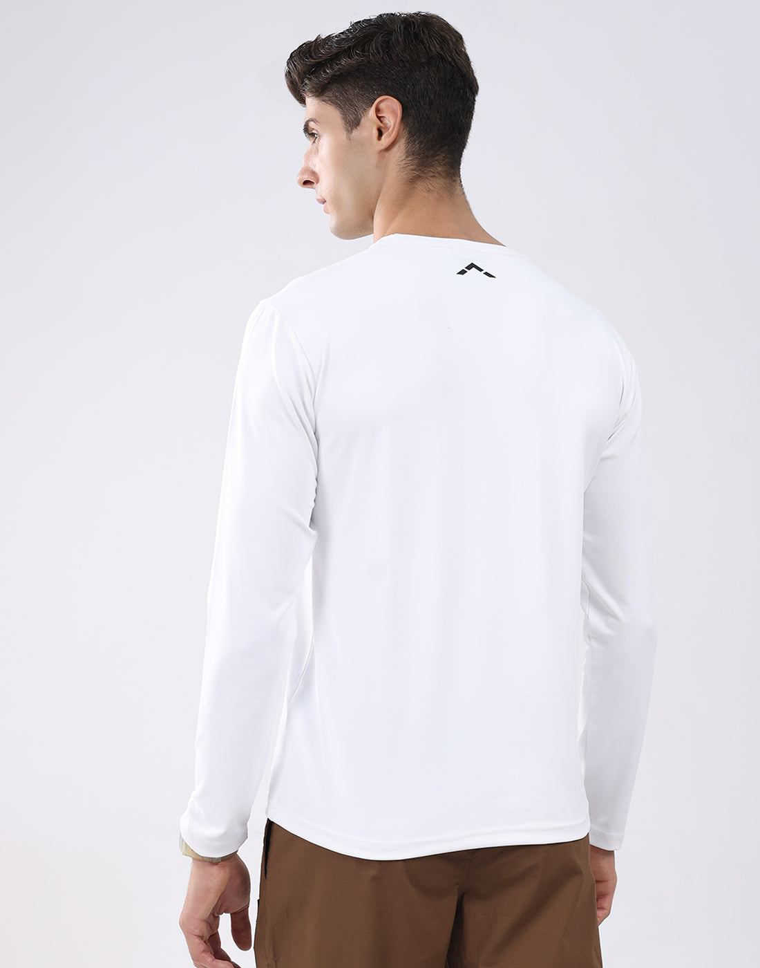 Rock.it Men White Solid Round Neck Full Sleeve T-Shirt