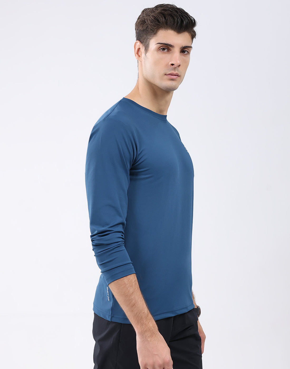 Rock.it Men Blue Solid Round Neck Full Sleeve T-Shirt