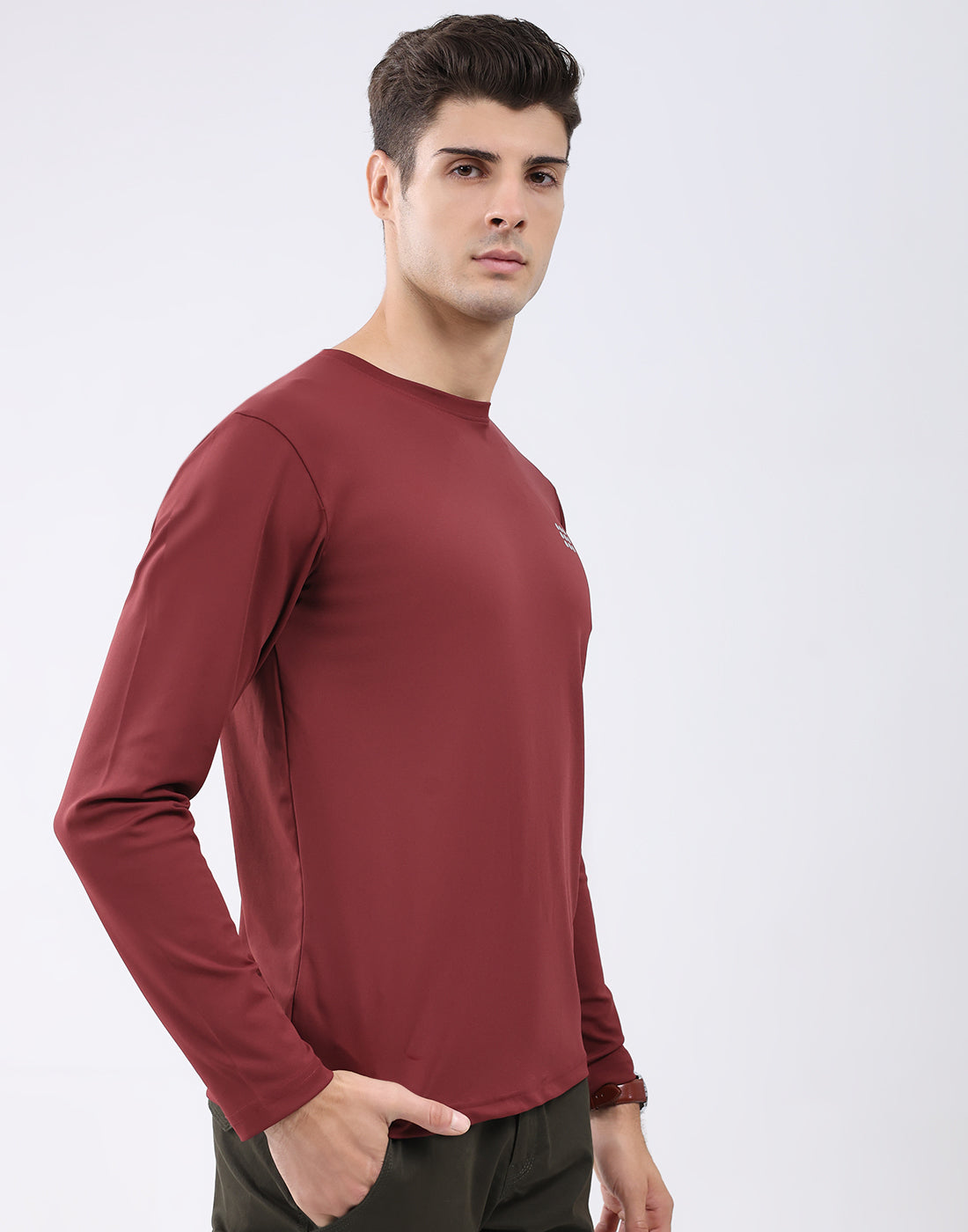 Rock.it Men Maroon Solid Round Neck Full Sleeve T-Shirt