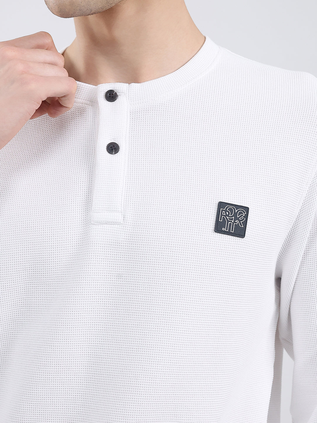 Rock.it Men White Solid Round Neck Full Sleeve Winter T-Shirt