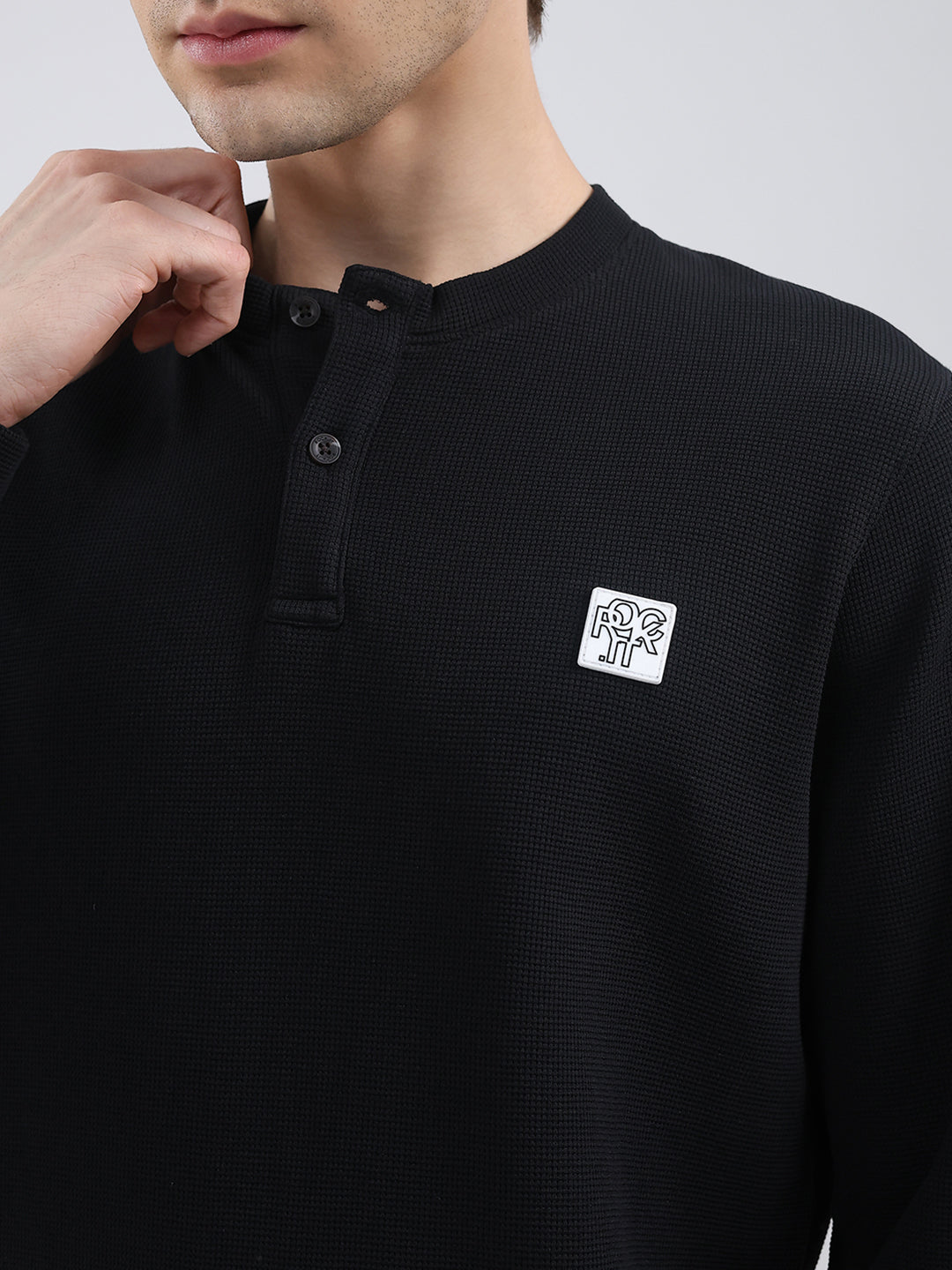 Rock.it Men Black Solid Round Neck Full Sleeve Winter T-Shirt