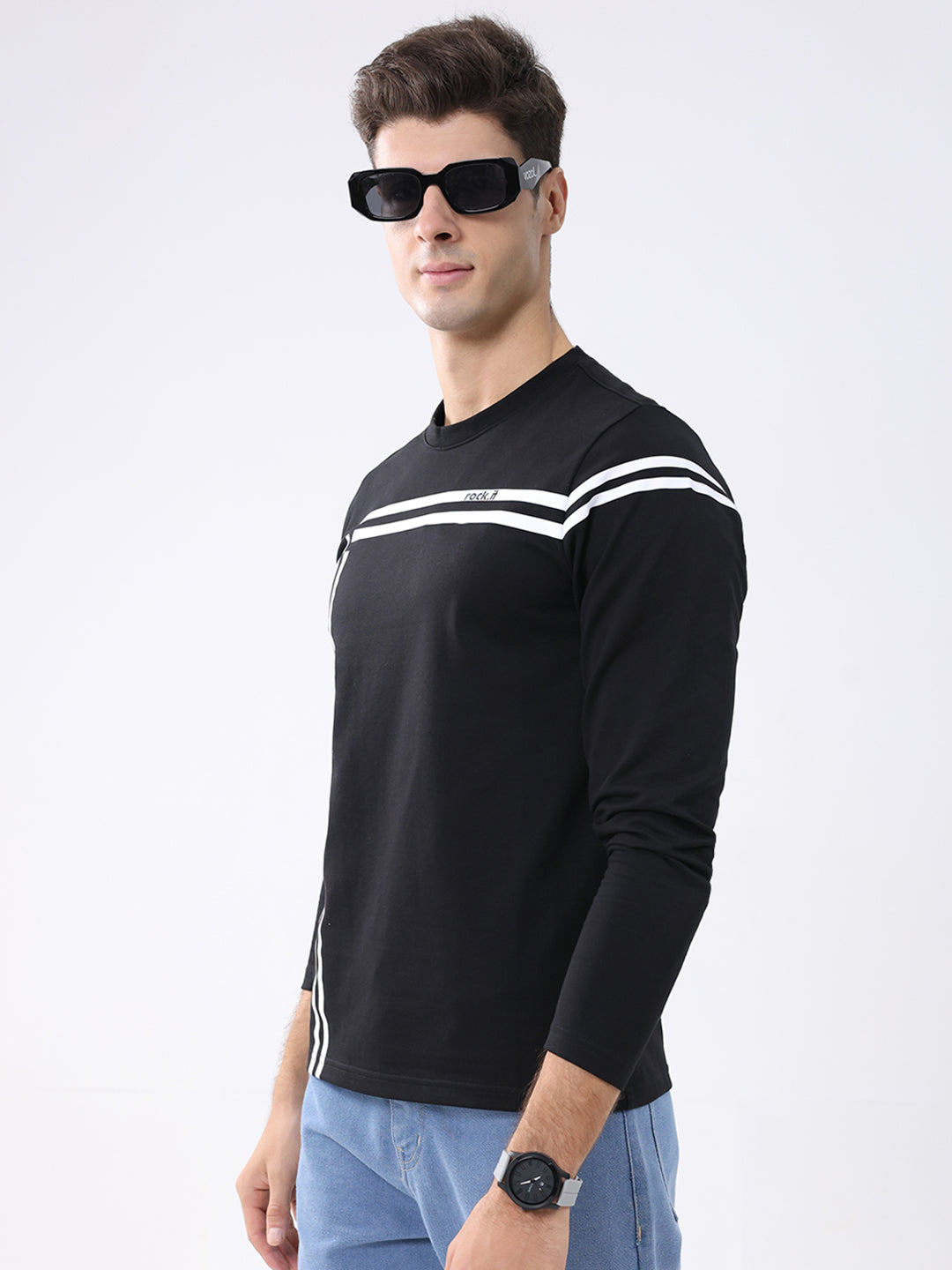Rock.it Men Black Solid Round Neck Full Sleeve Winter T-Shirt