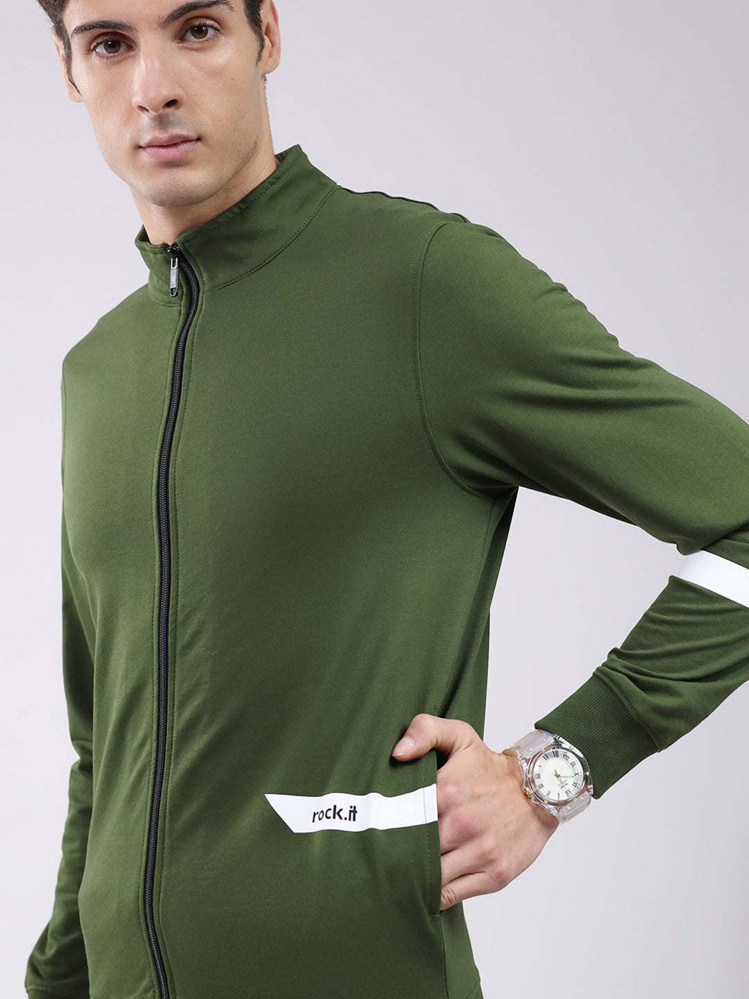 Rock.it Men Green Solid Mock Neck Full Sleeve Sweatshirt