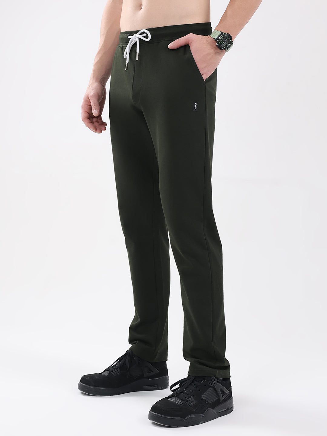 Rock.it Men Olive Solid Regular Fit Winter Lower