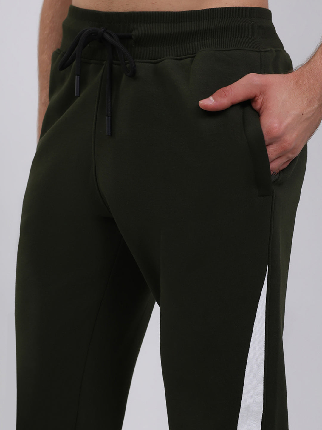 Rock.it Men Olive Printed Round Neck Full Sleeve Winter Tracksuit