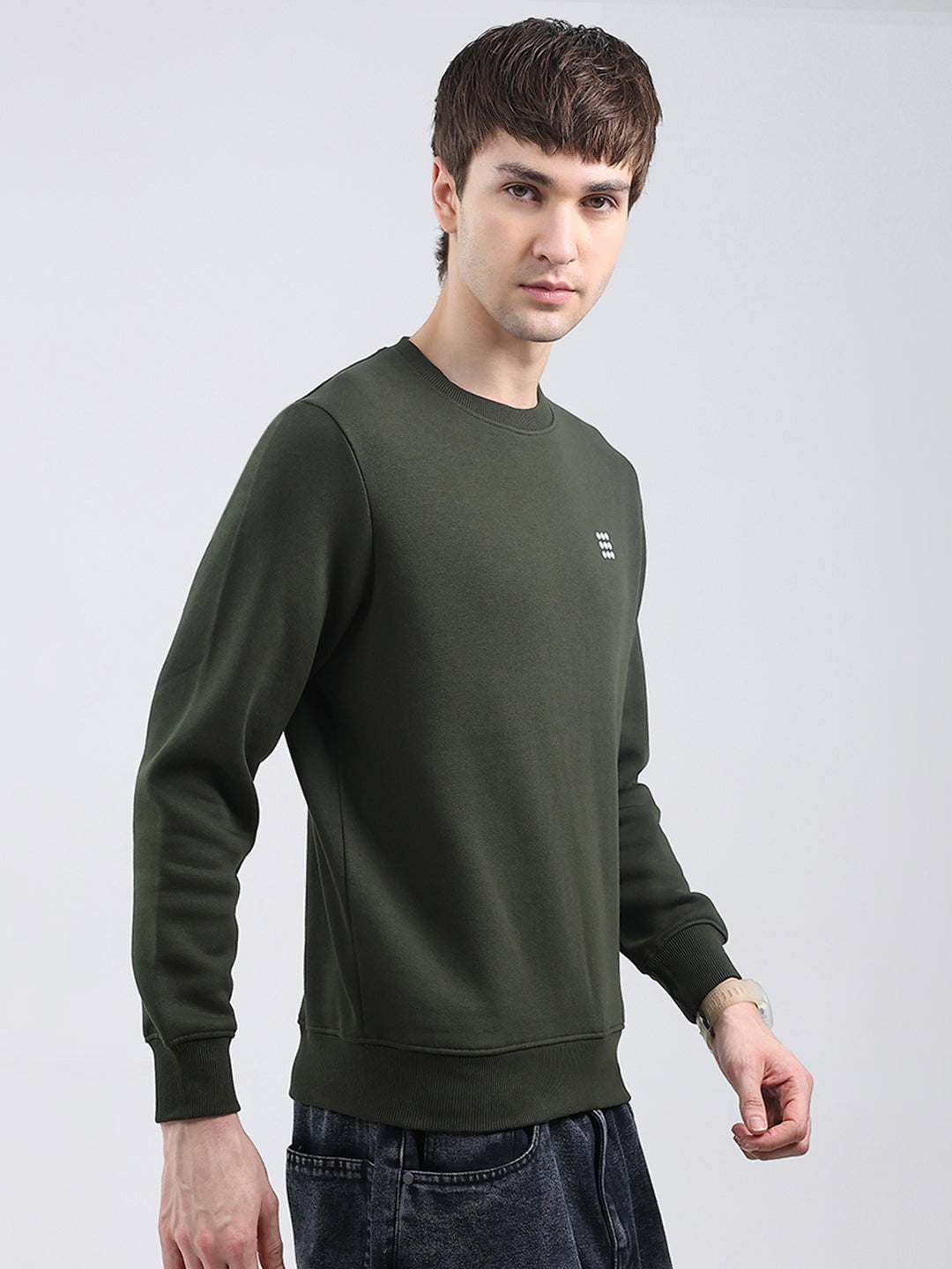 Rock.it Men Olive Solid Round Neck Full Sleeve Sweatshirt