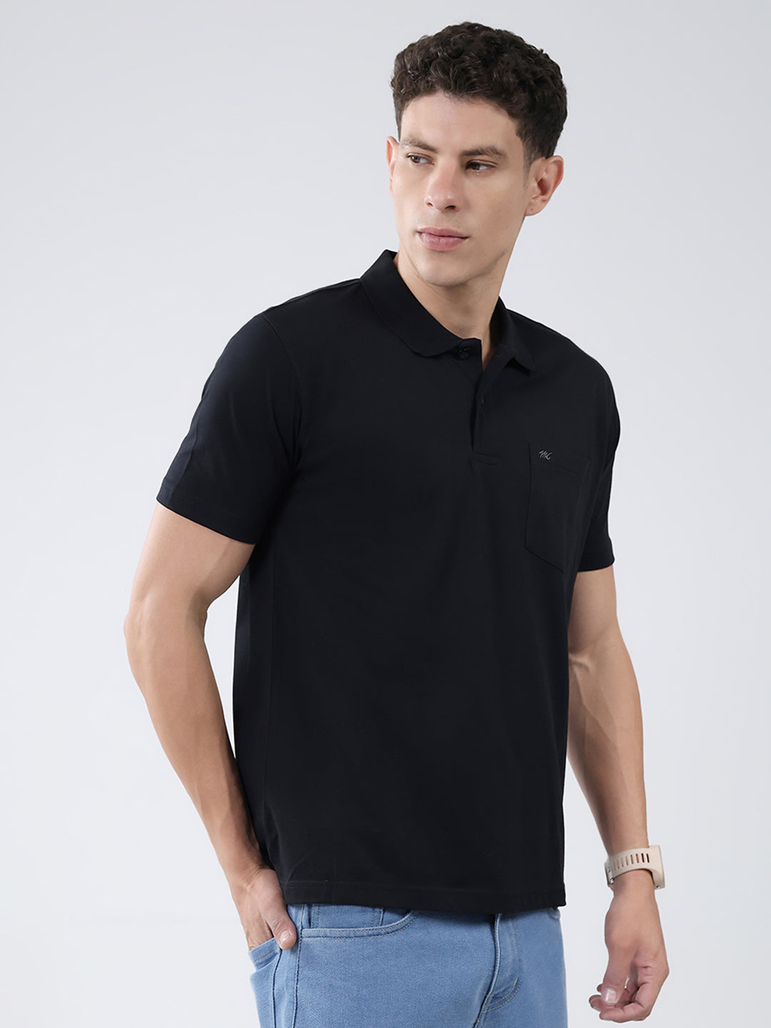 Men Black Solid Collar Half Sleeve T-Shirt