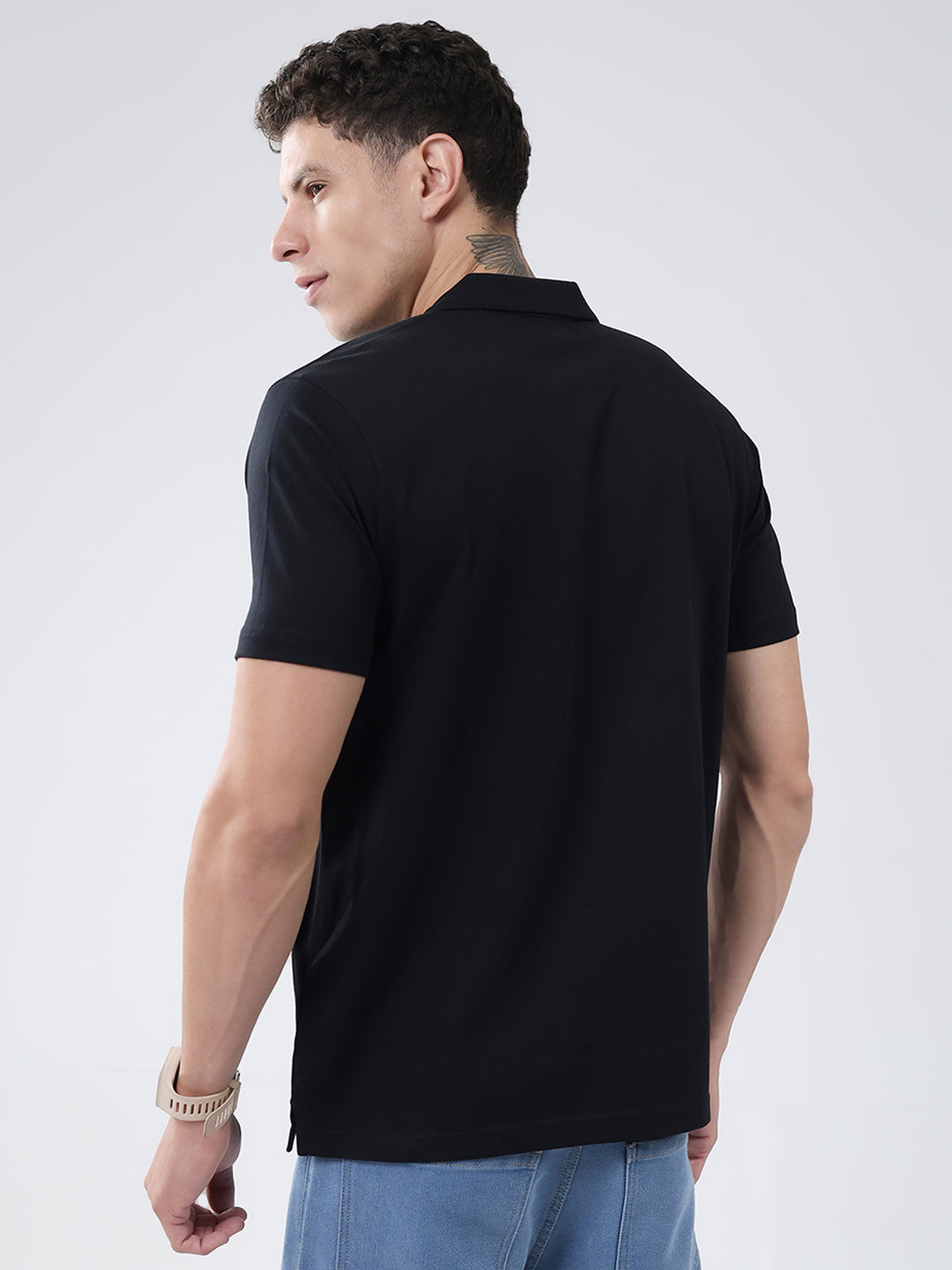 Men Black Solid Collar Half Sleeve T-Shirt