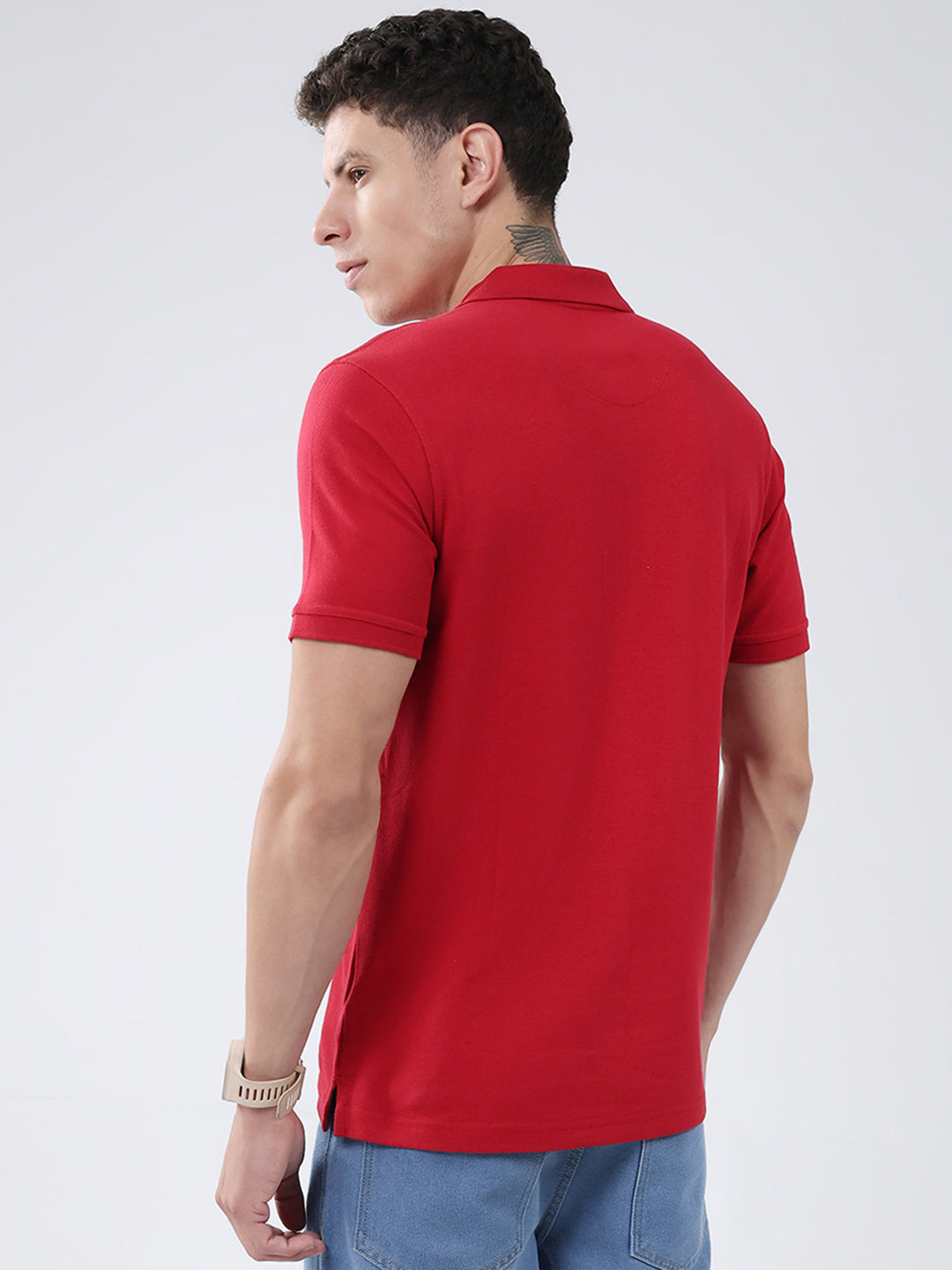 Men Red Solid Collar Half Sleeve T-Shirt