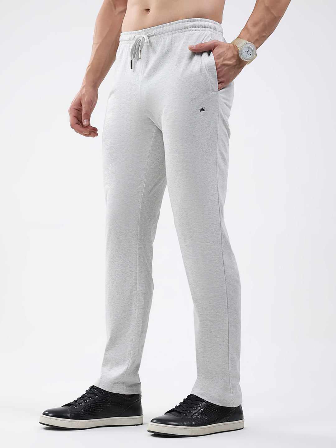 Men Off White Solid Regular Fit Lower