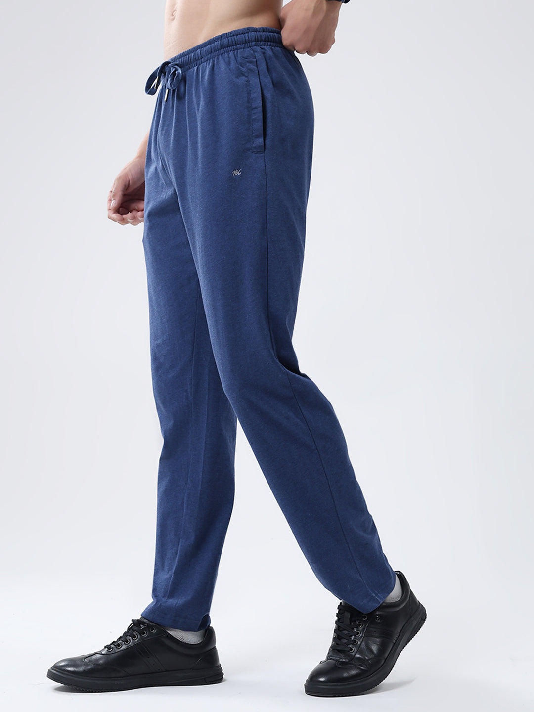 Men Blue Solid Regular Fit Lower