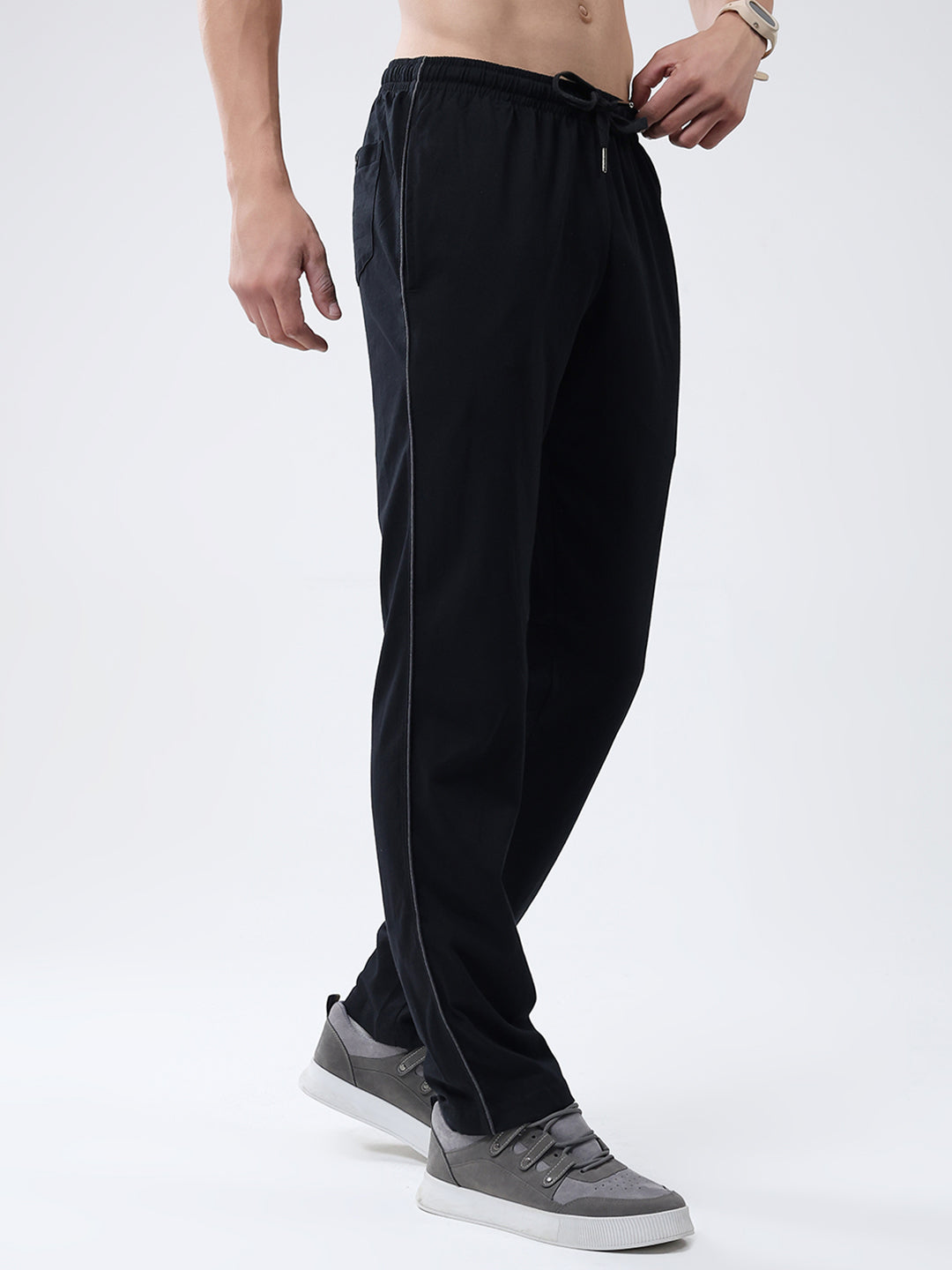 Men Black Solid Regular Fit Lower