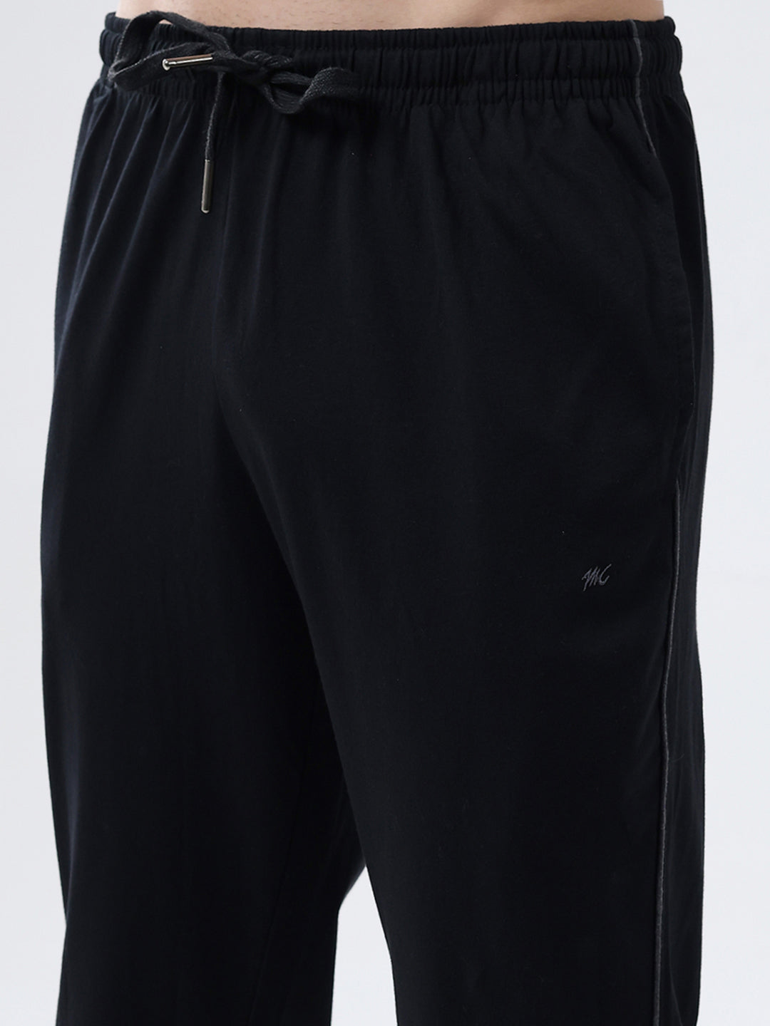Men Black Solid Regular Fit Lower