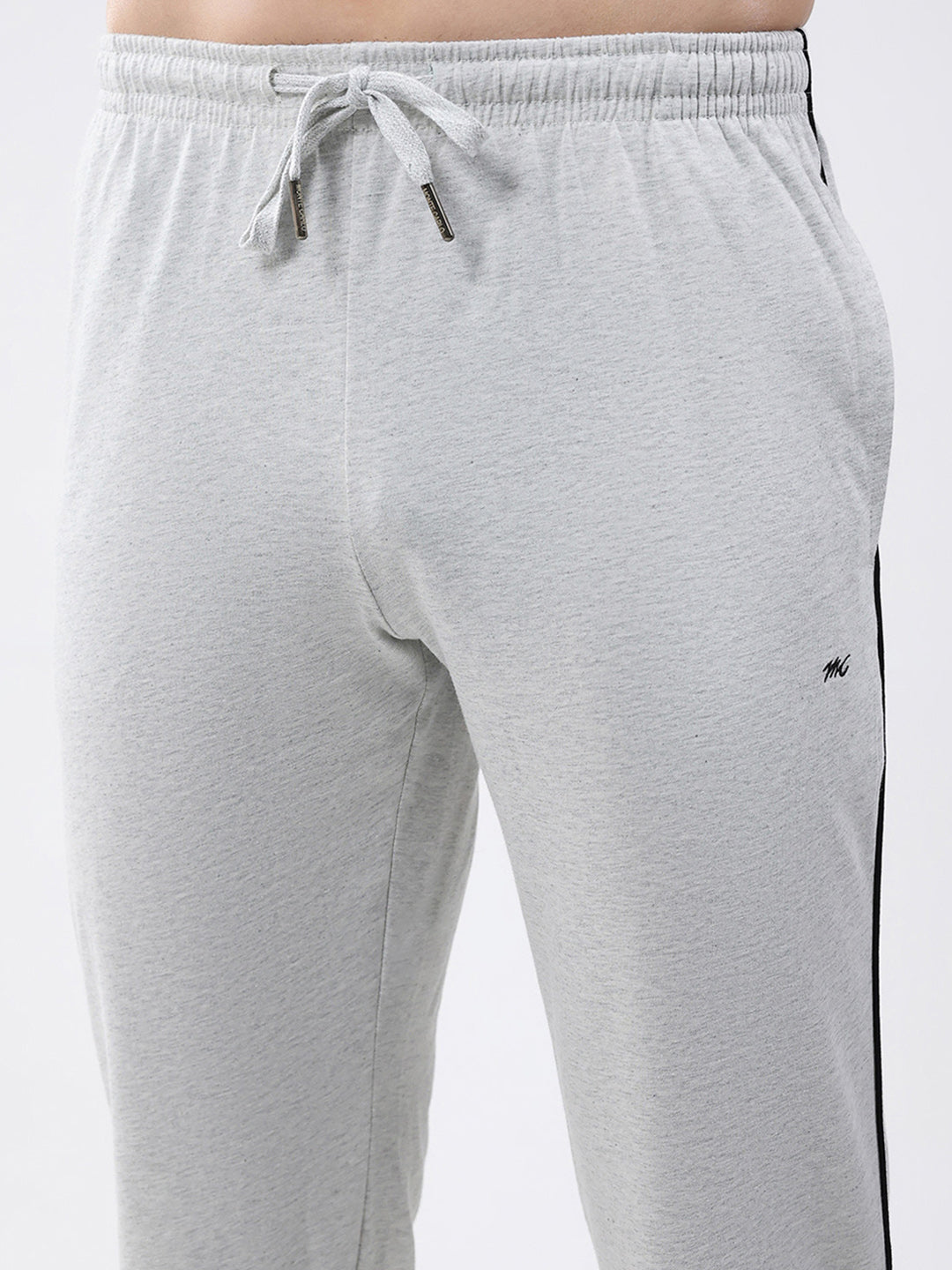 Men Off White Solid Regular Fit Lower