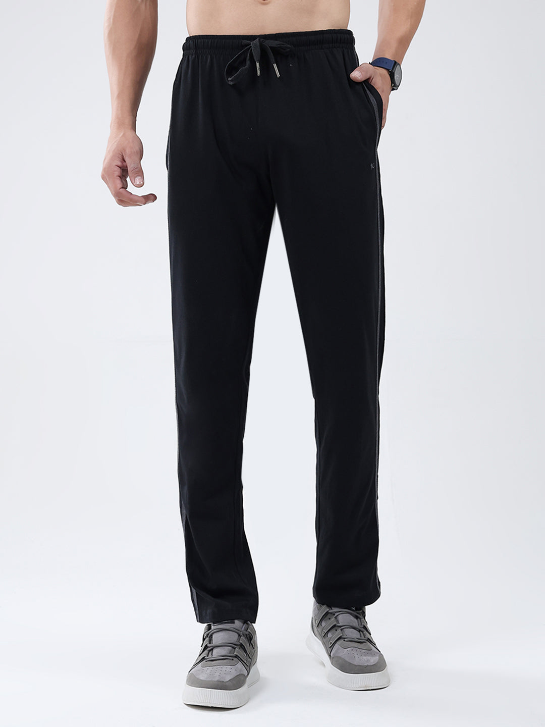 Men Black Solid Regular Fit Lower