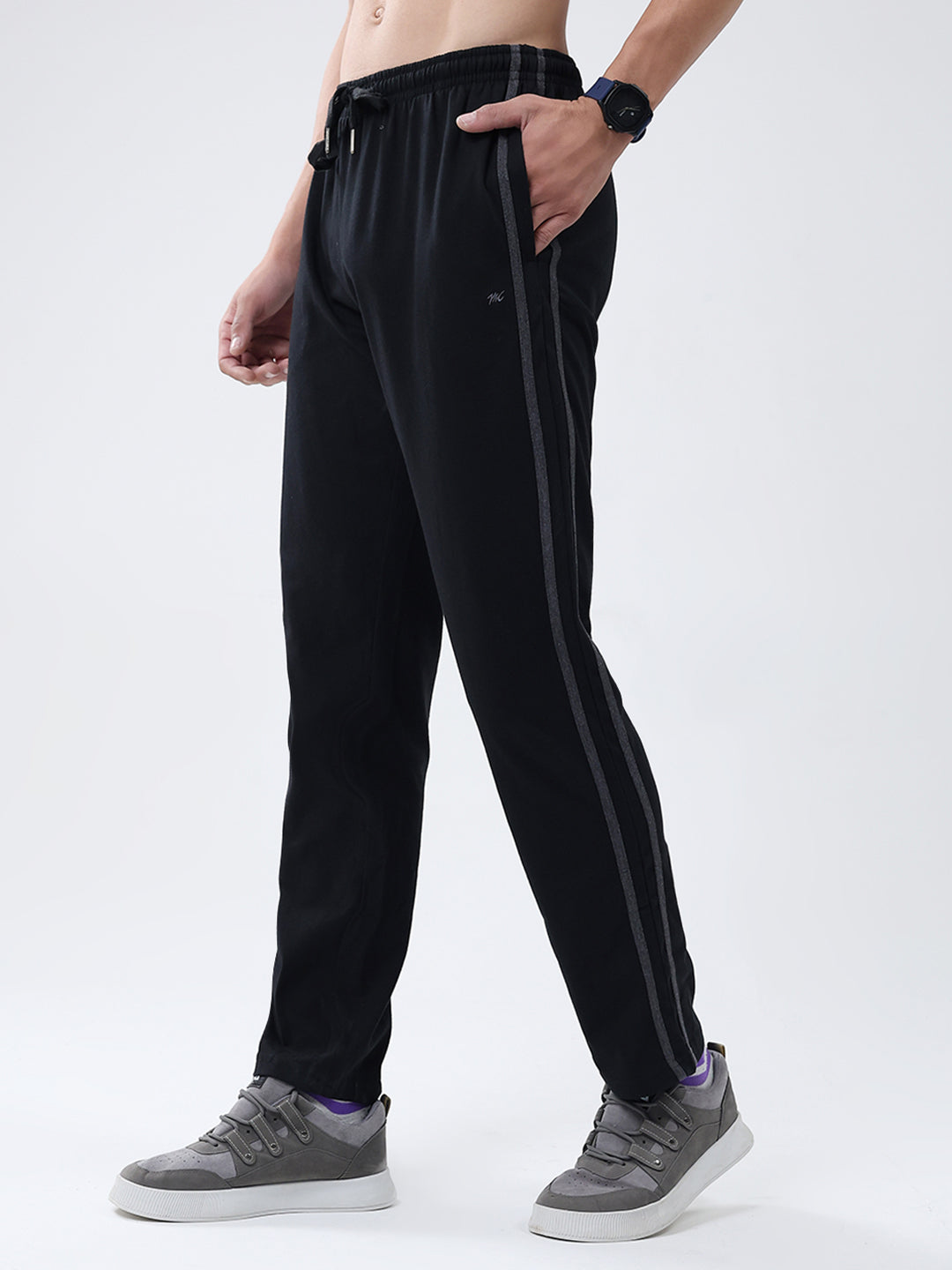 Men Black Solid Regular Fit Lower