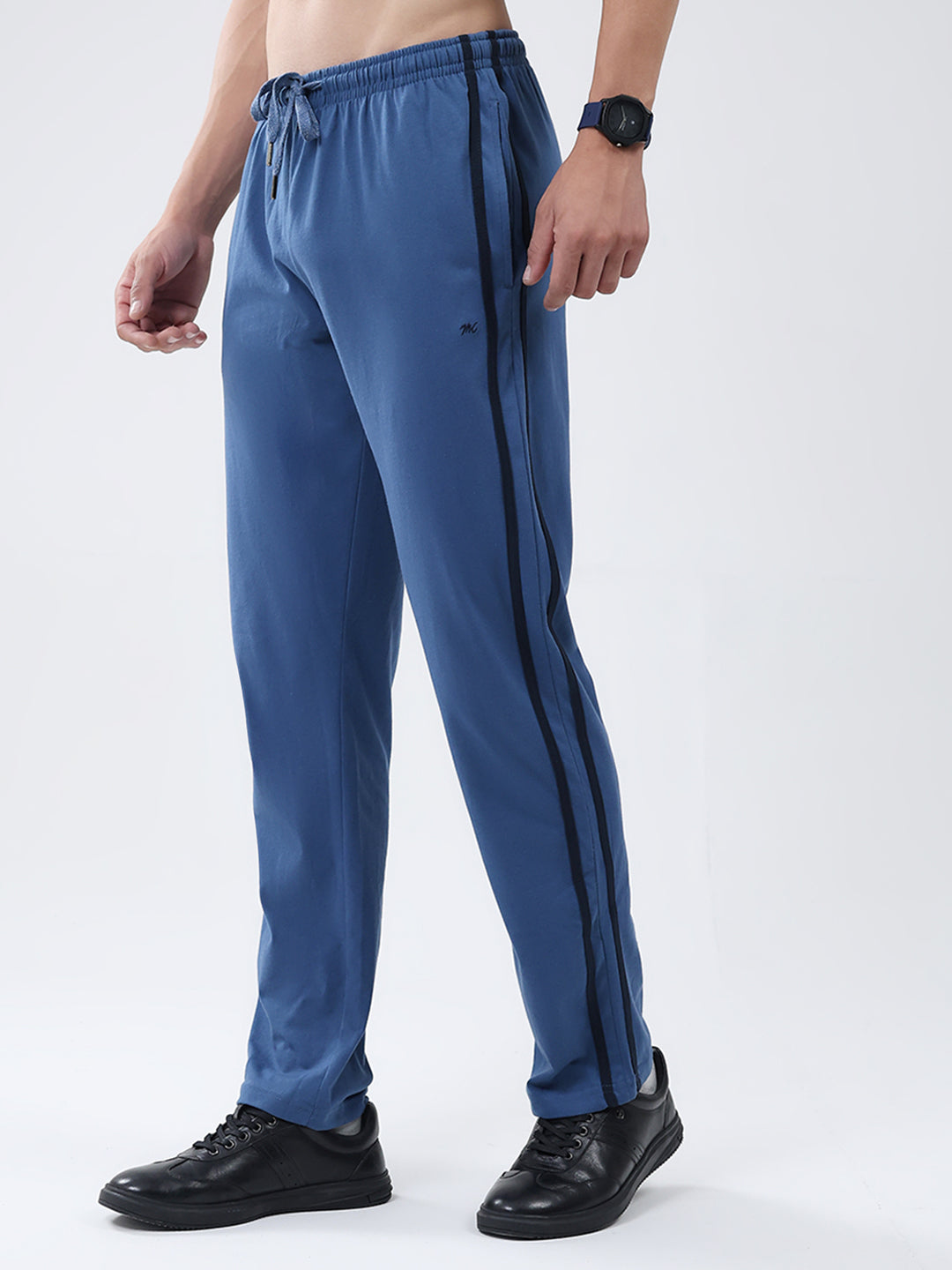 Men Blue Solid Regular Fit Lower