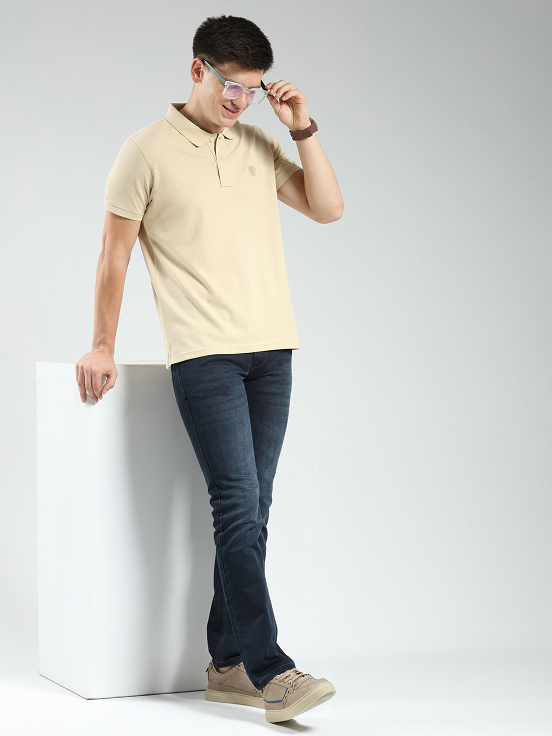 Men Camel Brown Solid Collar Half Sleeve T-Shirt