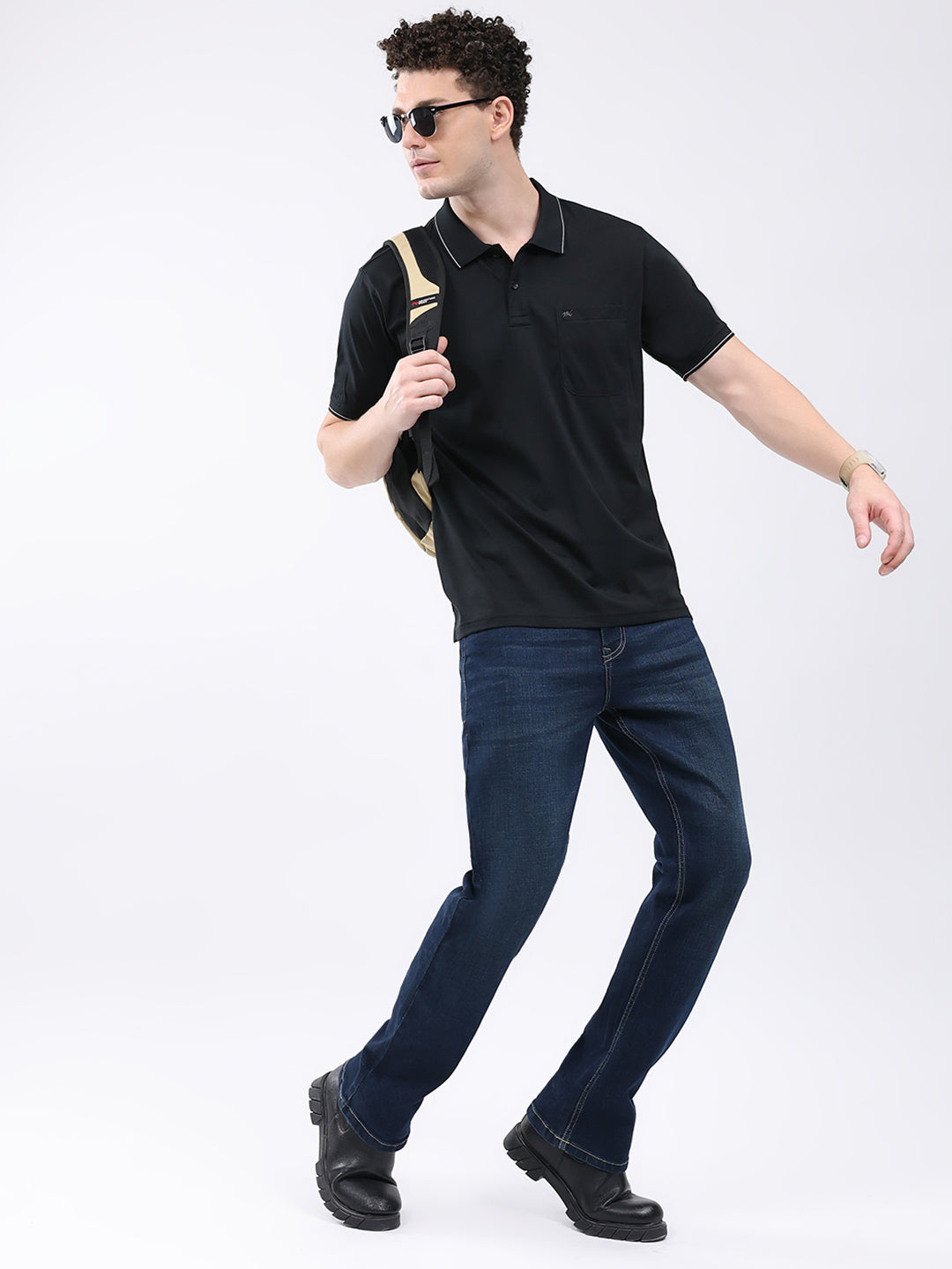 Men Black Solid Collar Half Sleeve T-Shirt