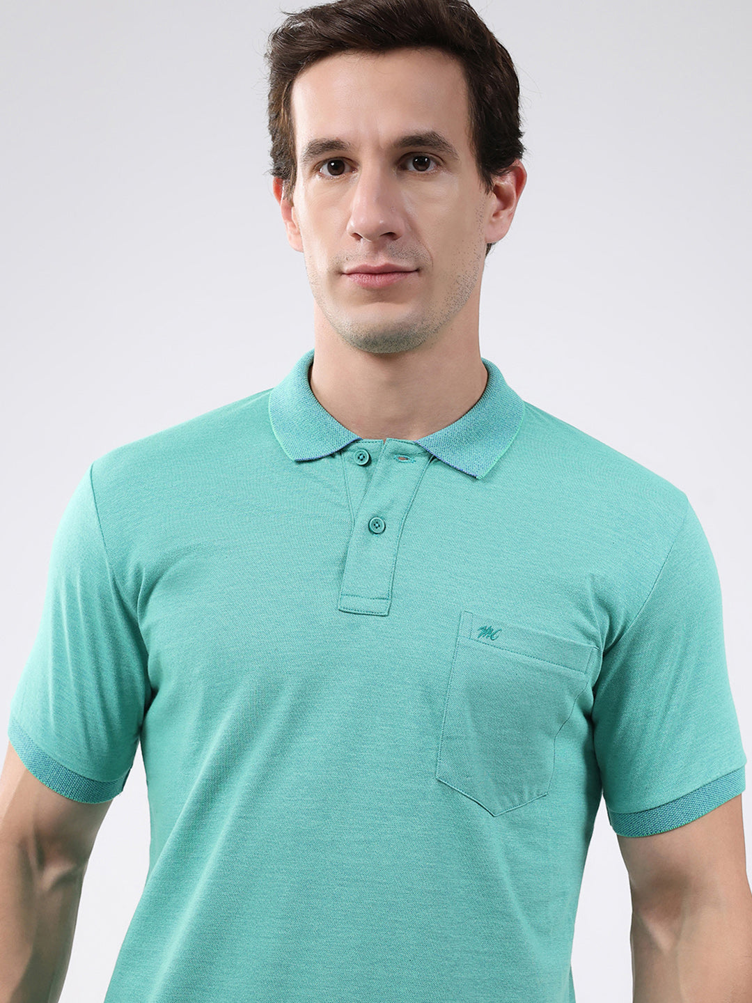 Men Green Solid Collar Half Sleeve T-Shirt