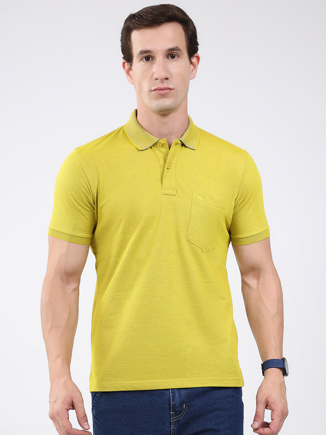 Men Yellow Solid Collar Half Sleeve T-Shirt